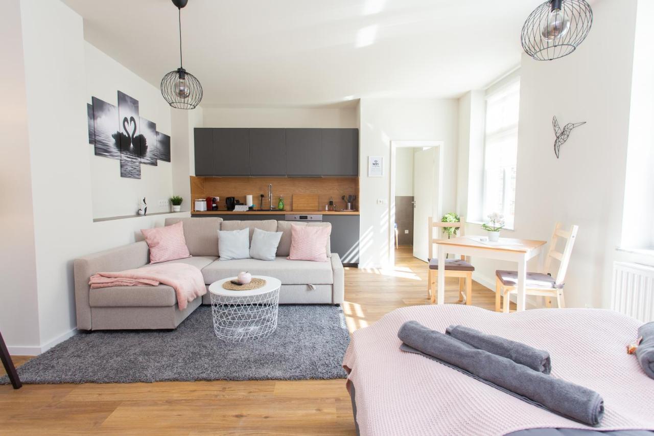 Fullhouse - Zwickau - F45 Apartments - Smarttv - Nespresso Esterno foto